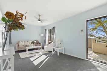 35 Danube Lane, Glen Eden