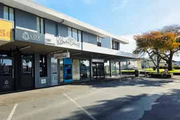 High Profile Greerton Location