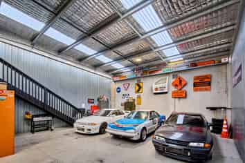 Sought after business park!