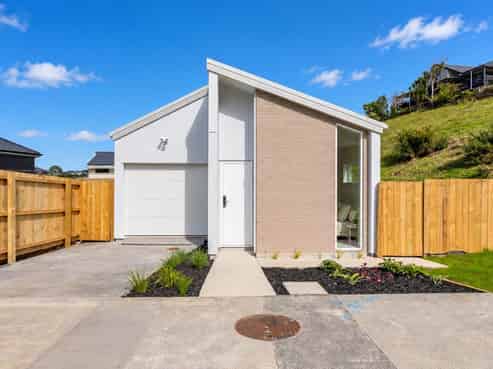 42 Ara Taha Crescent, Orewa