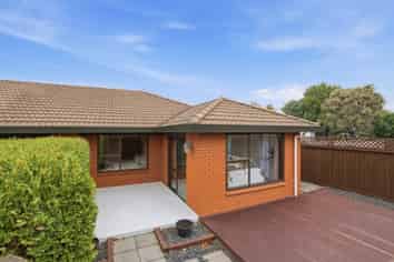 2/119 Reynolds Avenue, Bishopdale