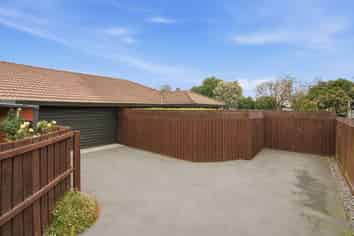 2/119 Reynolds Avenue, Bishopdale