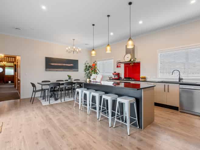 88 Victoria Road, SAINT KILDA
