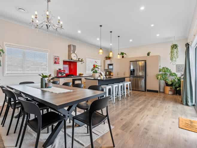 88 Victoria Road, SAINT KILDA