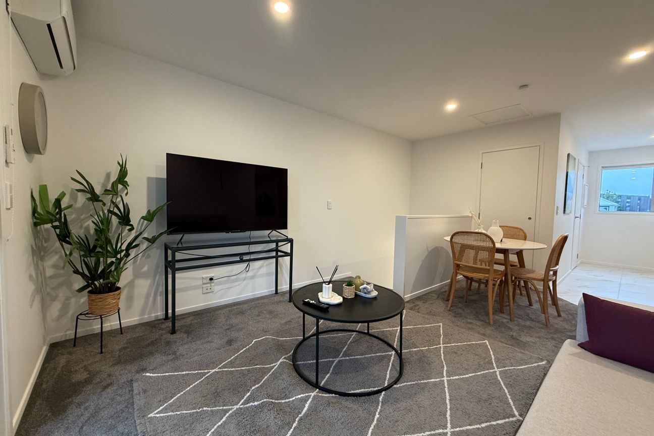 Easy care living! - Vista 3