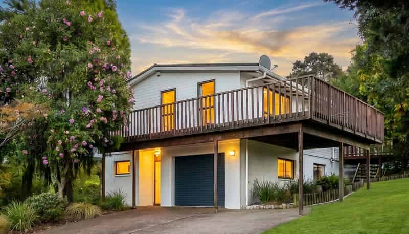 53 John Dee Crescent, Red Beach