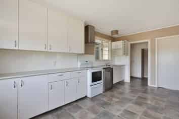 111 Creek Road, Allenton