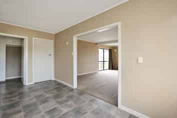 111 Creek Road, Allenton