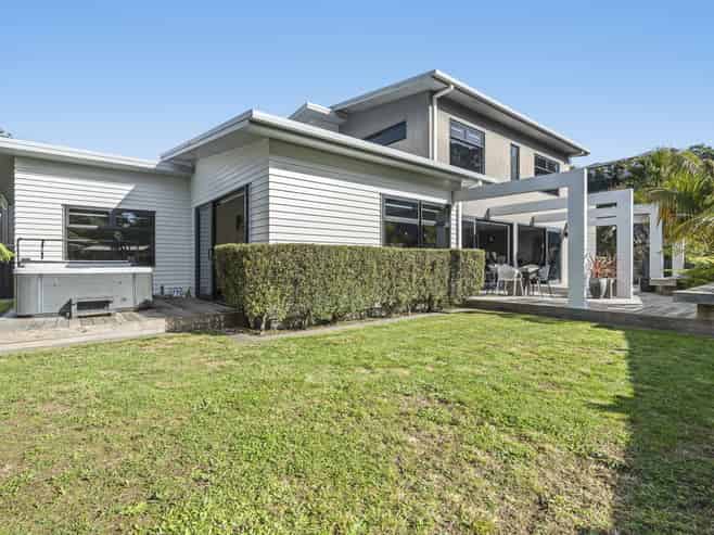 13 Fernbrook Drive, Hurworth