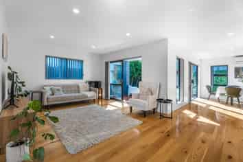 19A Muir Avenue, Mangere Bridge