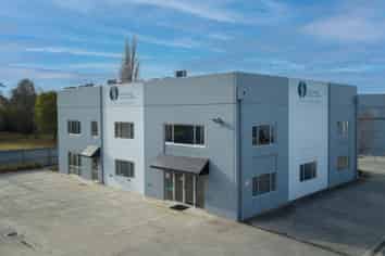 Tidy & Versatile Office With Carparking