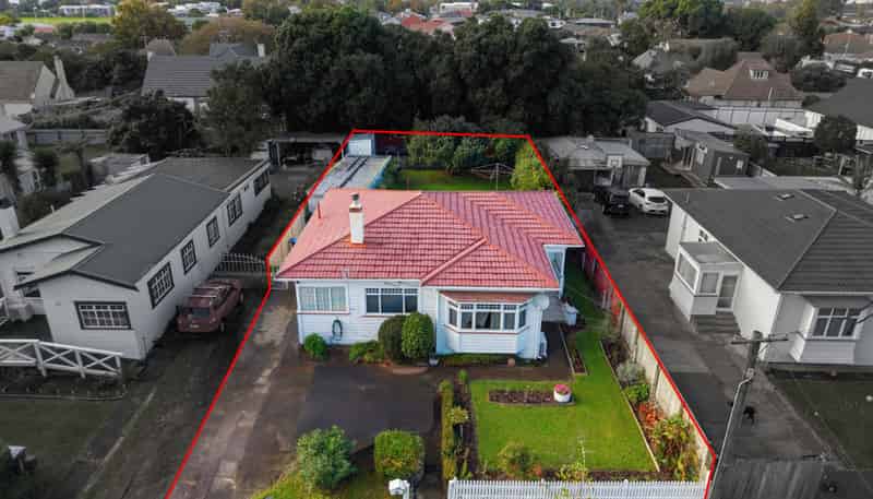 42 Lippiatt Road, Otahuhu
