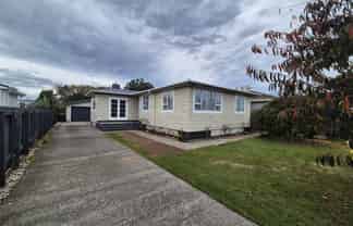 50 Reid Ave, Hawera