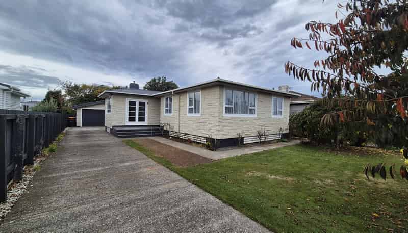 50 Reid Ave, Hawera