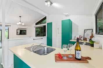 8F Nevada Drive, Merrilands