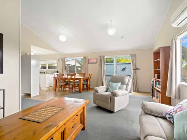 1 Rerewai Place, Tikipunga