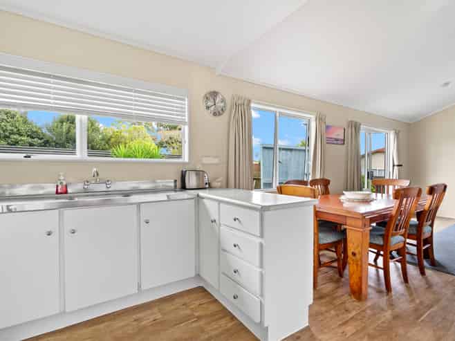 1 Rerewai Place, Tikipunga