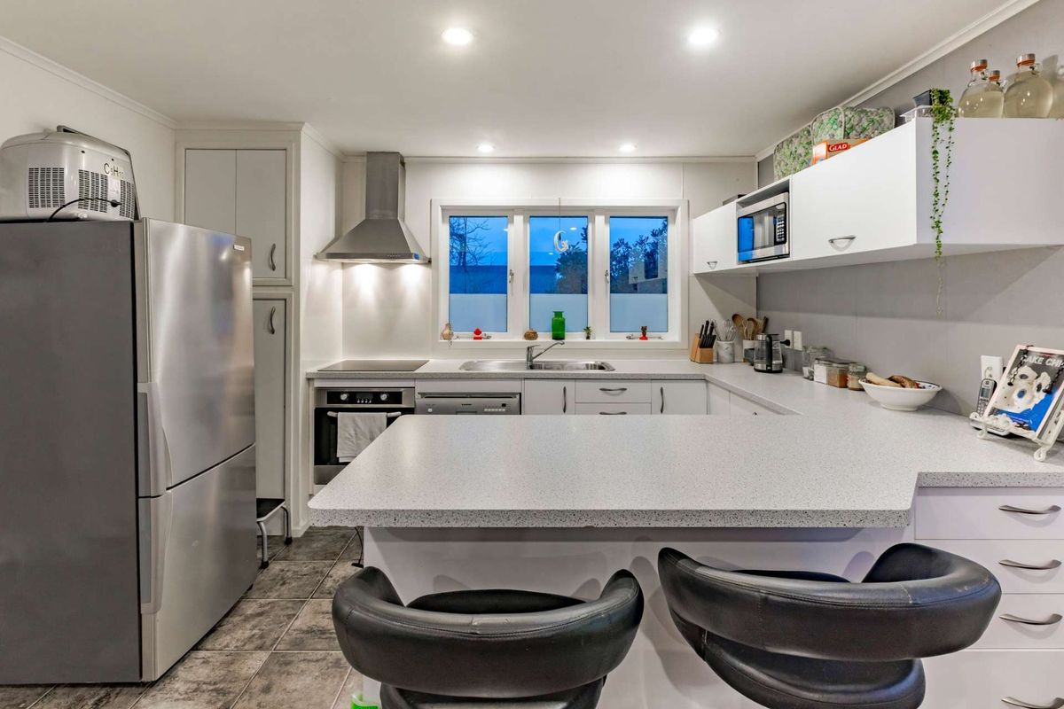 Beautiful 3 bedroom home + double garage - Widok 5