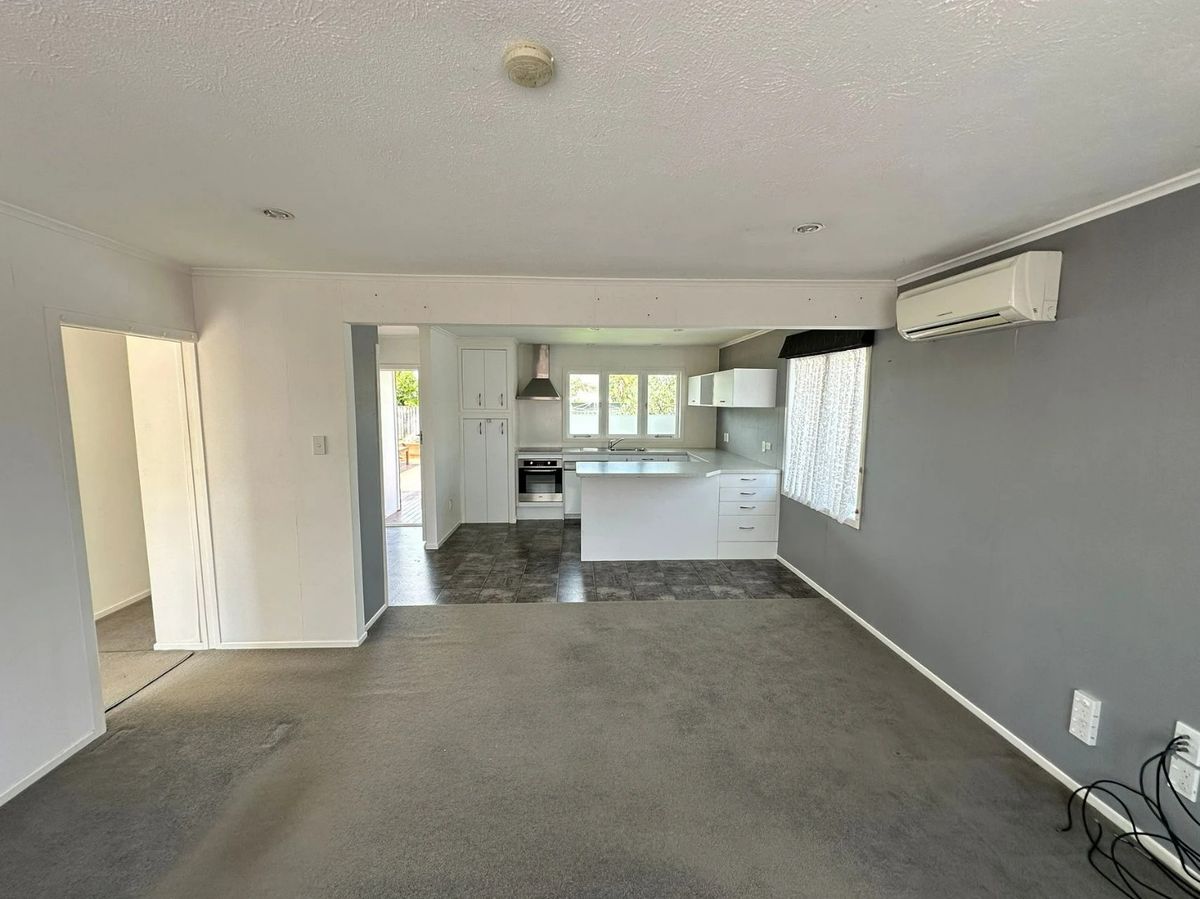 Beautiful 3 bedroom home + double garage - Widok 6