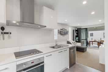 13 Makamaka Lane, Albany
