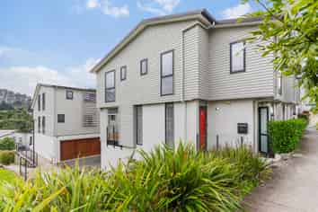 13 Makamaka Lane, Albany