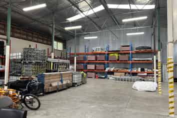 Tidy secure warehouse - fringe CBD