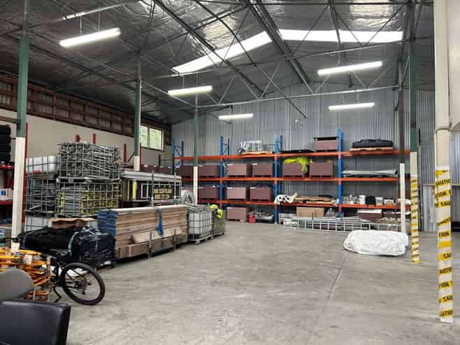 Tidy secure warehouse - fringe CBD