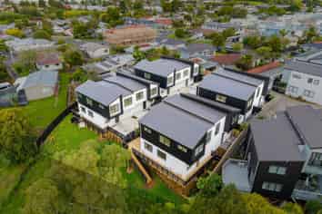 11d Tabitha Crescent, Henderson