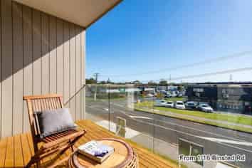 2/16 Binsted Road, New Lynn