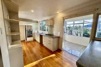 Auckland - Address withheld