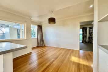 Auckland - Address withheld