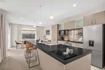 4 Richard Seddon Drive, Northwood