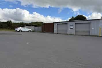 Industrial Building For Lease 