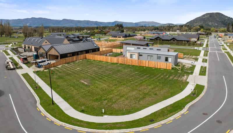 12 Rubus Street, Wanaka