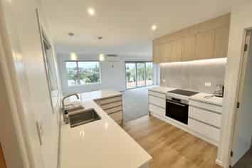5 Brixton Road, Manly