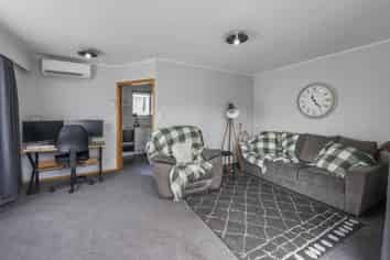 1/204 Grays Road, Saint Leonards