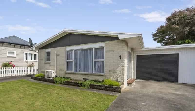 1/204 Grays Road, Saint Leonards
