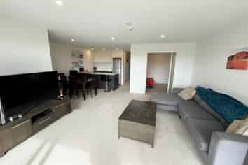 60/8 Thompson Park Road, Mount Wellington
