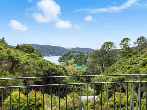 8A Schoolhouse Bay Road, Kawau Island