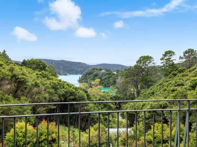 8A Schoolhouse Bay Road, Kawau Island