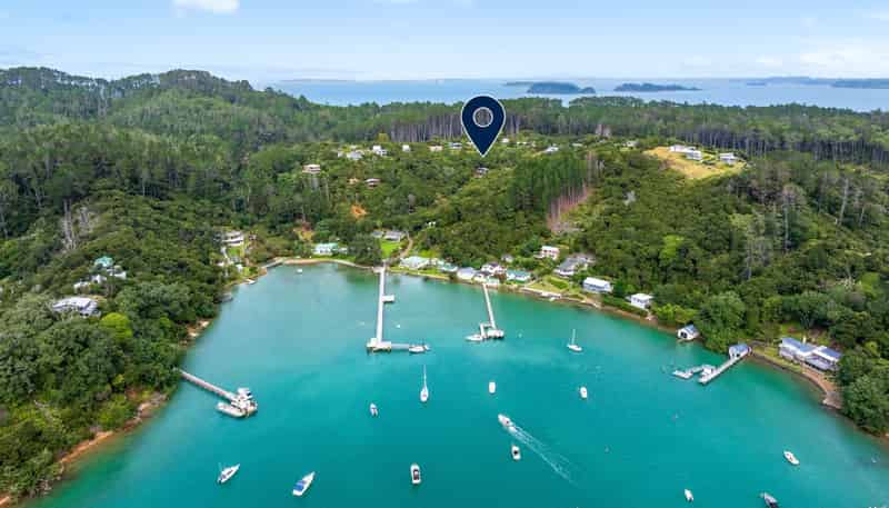 8A Schoolhouse Bay Road, Kawau Island