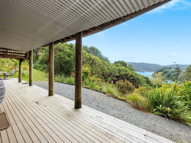 8A Schoolhouse Bay Road, Kawau Island