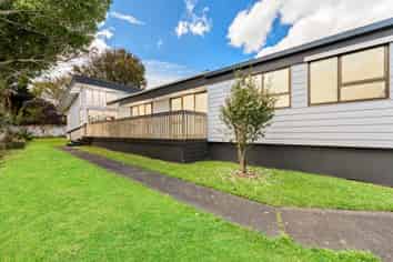 13 Alexandra Street, Riverhead