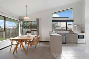 13 Alexandra Street, Riverhead