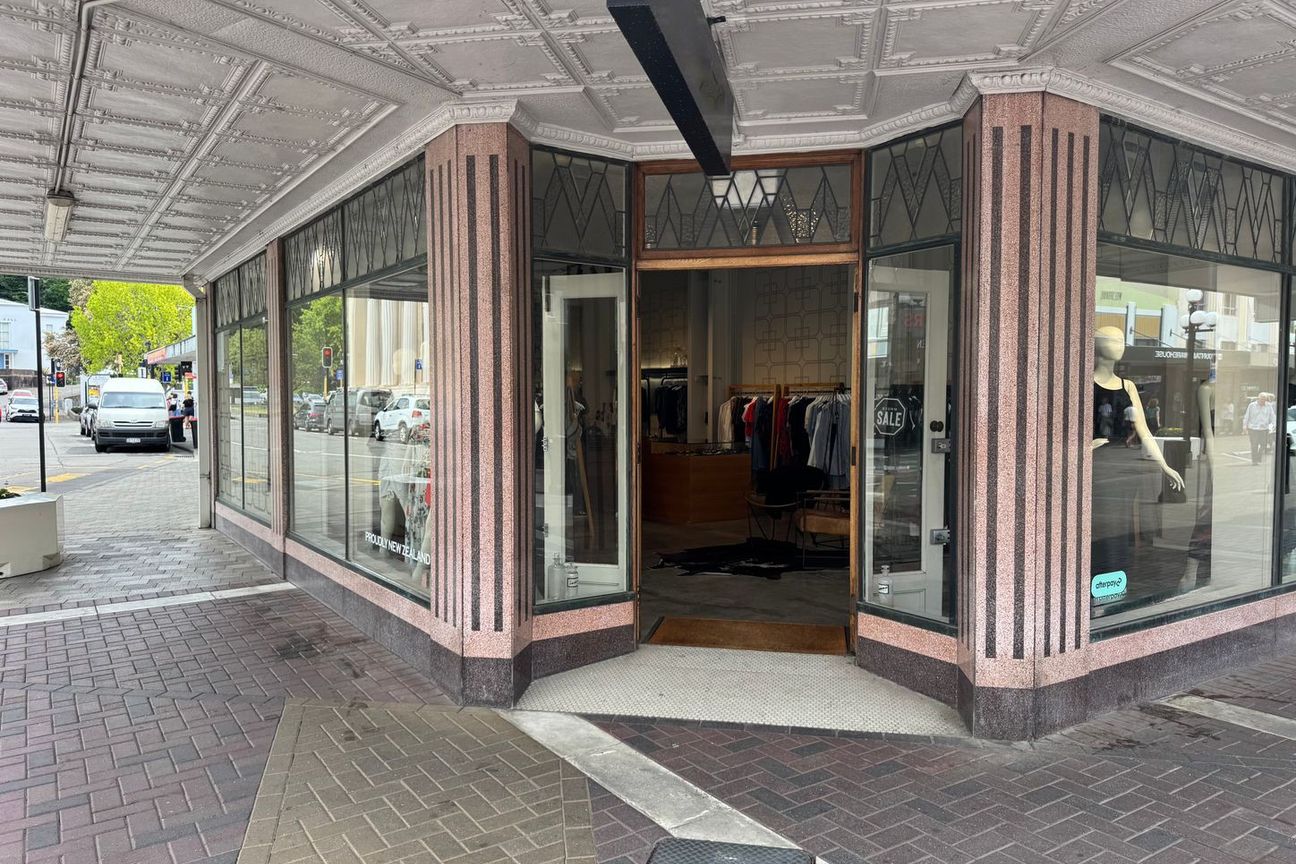 Prime Corner CBD Retail - View 3