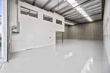 A-grade tilt slab industrial unit