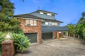 65 Roberts Road, Matakatia