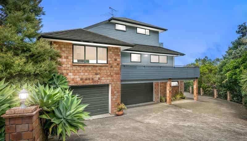 65 Roberts Road, Matakatia