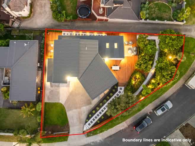 2/21 Eastcliffe Road, Castor Bay