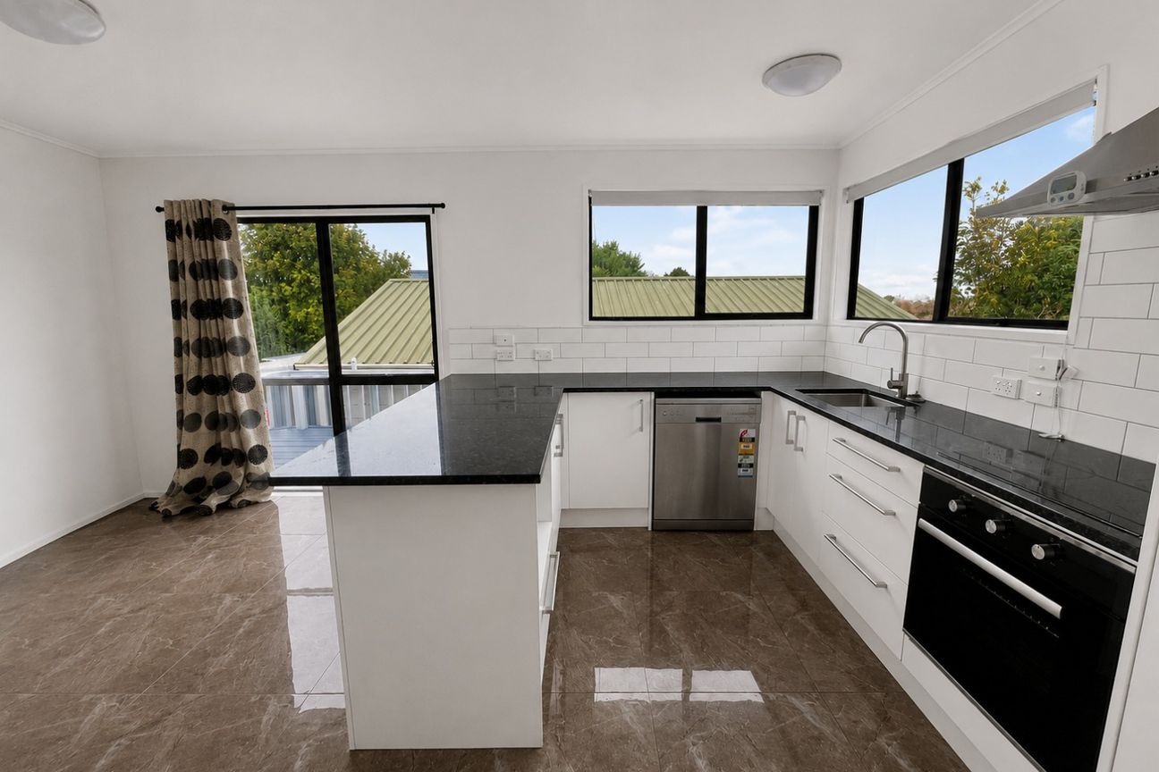 Manurewa, 3 bedrooms - Ansicht 6